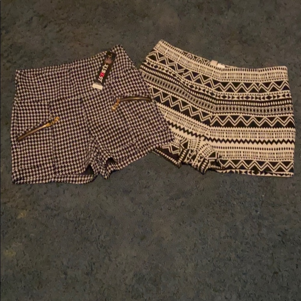 SOLD/NOT FOR SALE Bundle of Women’s shorts